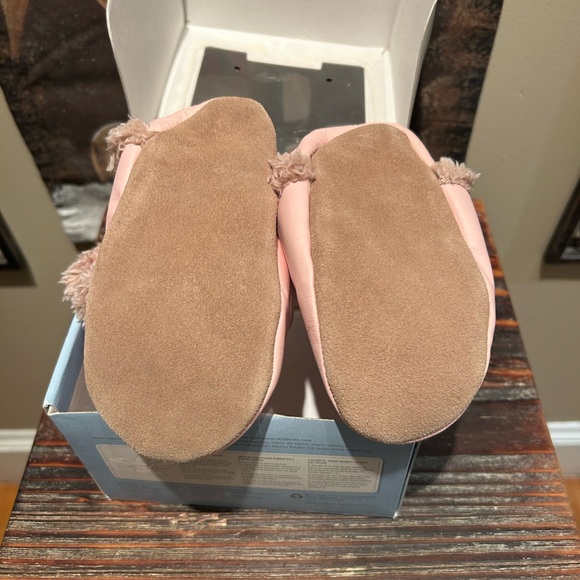 Pink girls leather booties by Robeez size 4 - Picture 3 of 7